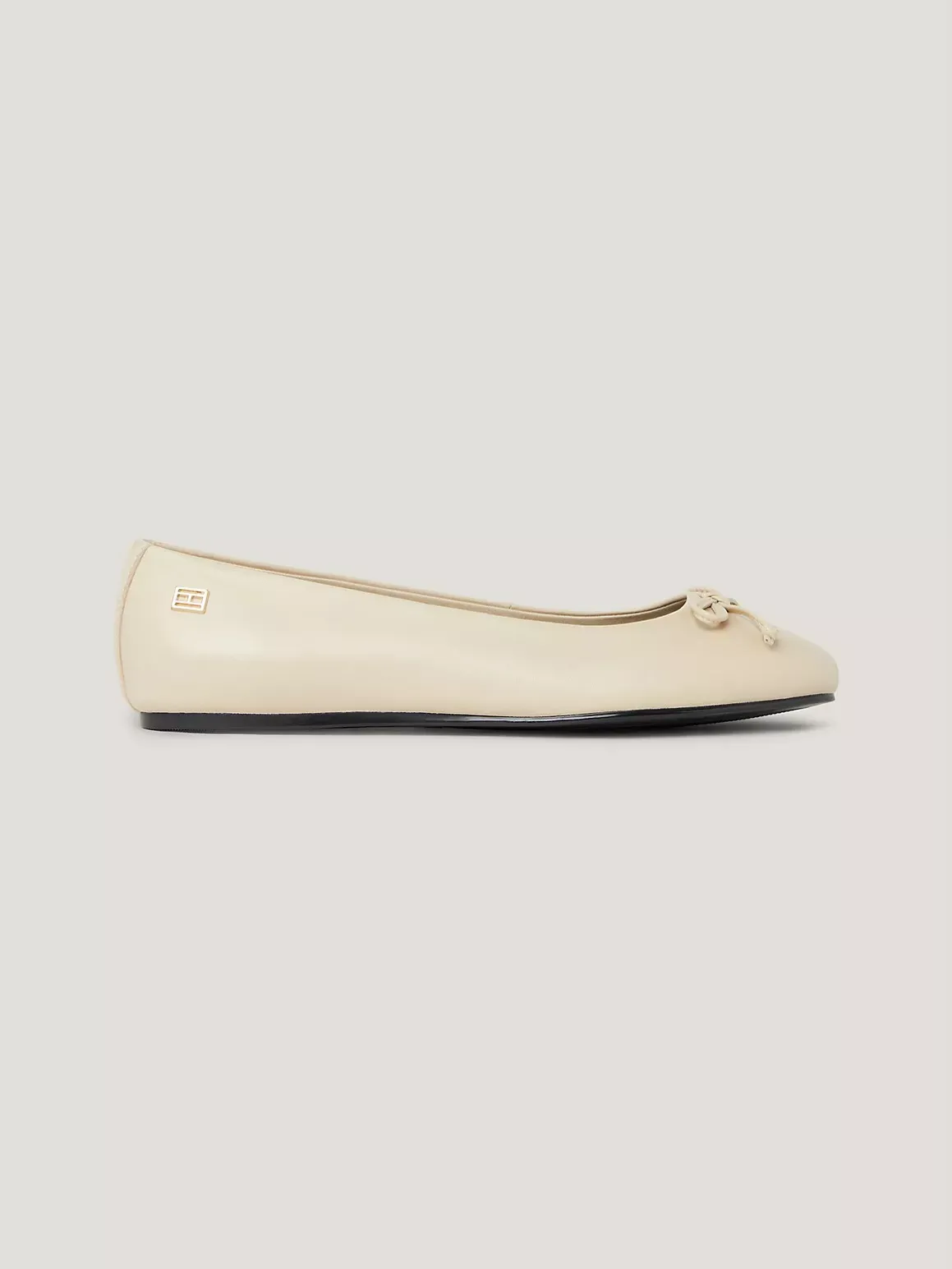 Tommy Hilfiger Women's Leather Ballet Flat - Beige - US 8.5 / EU 39
