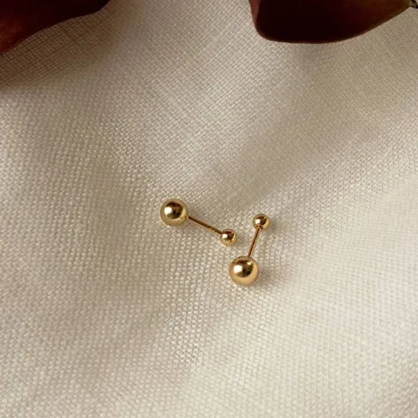 Caitlyn Minimalist 18K Gold Hailey Ball Stud Earrings
