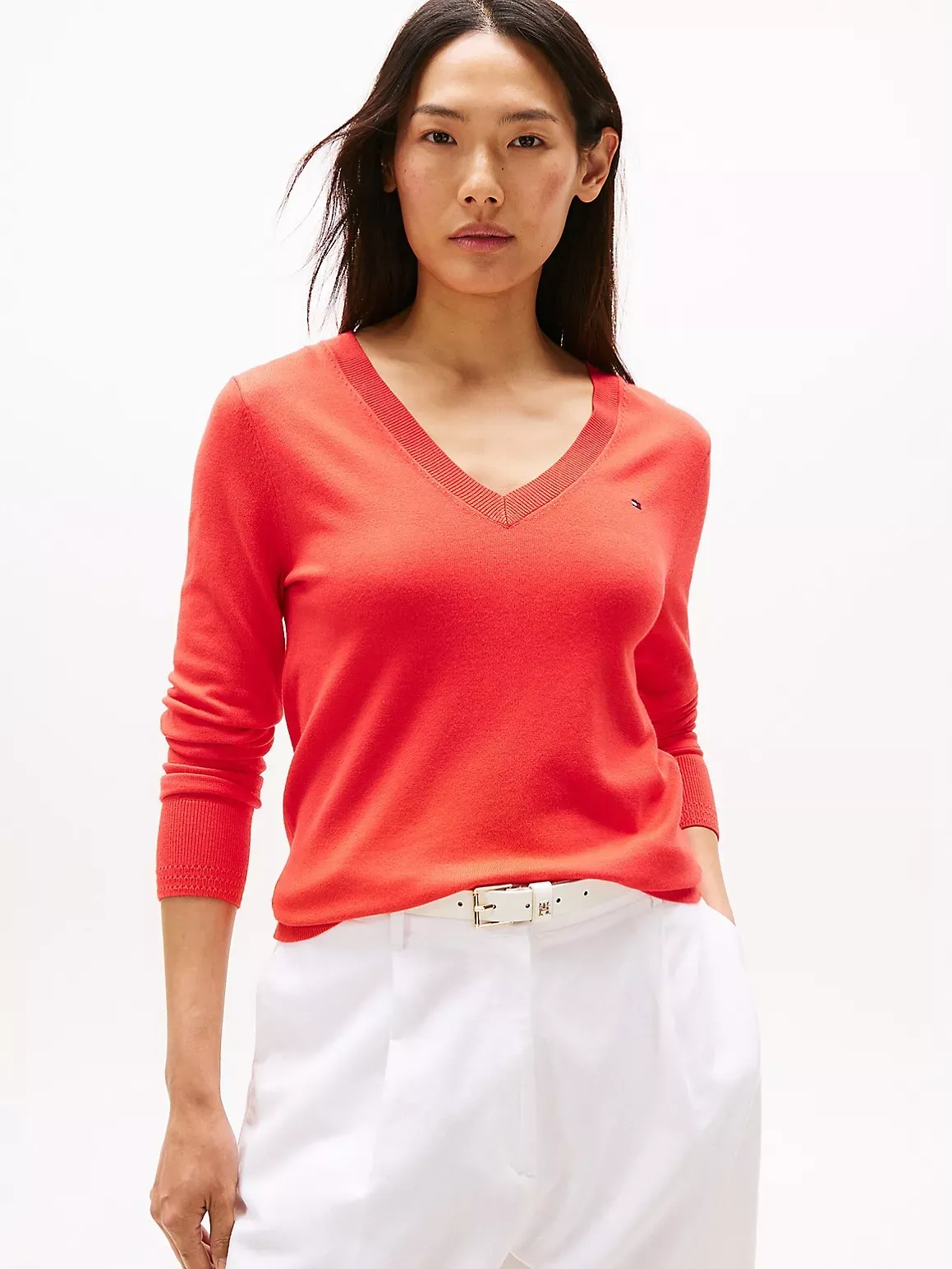 Tommy Hilfiger Women's Viscose-Blend V-Neck Sweater - Red - M