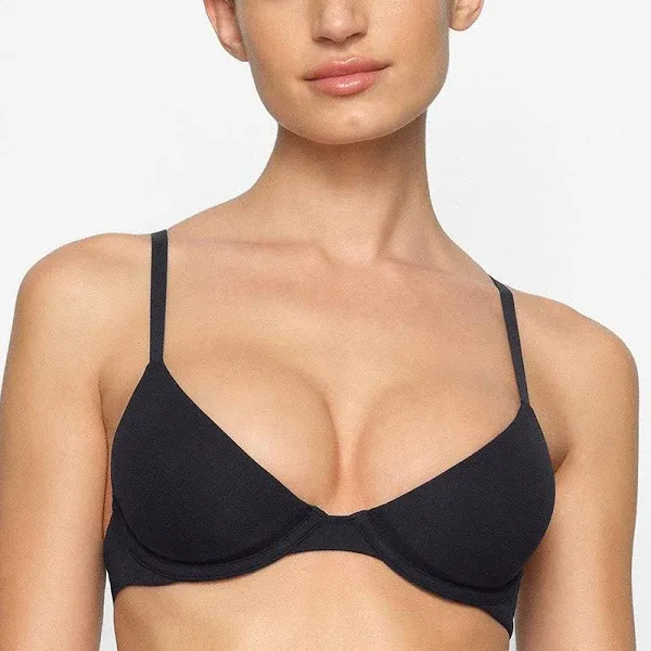 Skims Plunge Bra
