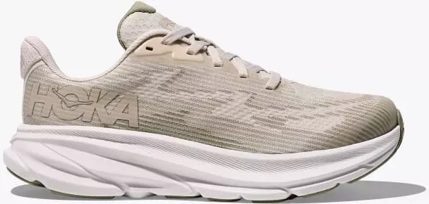 Hoka One HOKA Clifton 9 Shoes in Black/Carbon Black, Size 3.5Y