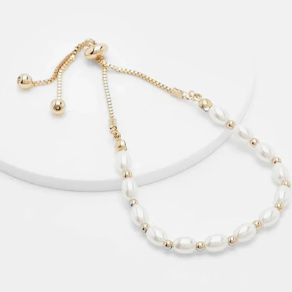 Boohoo Women's Pearl and Gold Toggle Bracelet