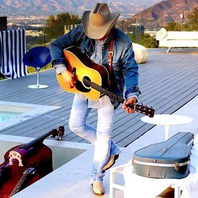 Dwight Yoakam