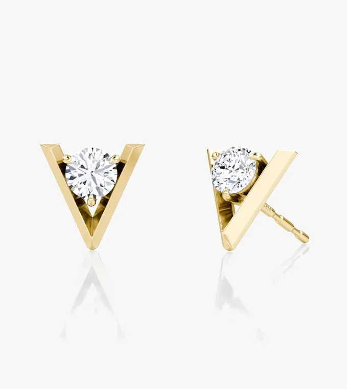 VRAI V Solitaire Studs