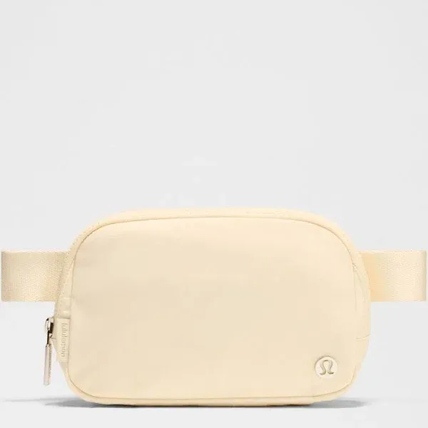 Lululemon 1L Everywhere Belt Bag