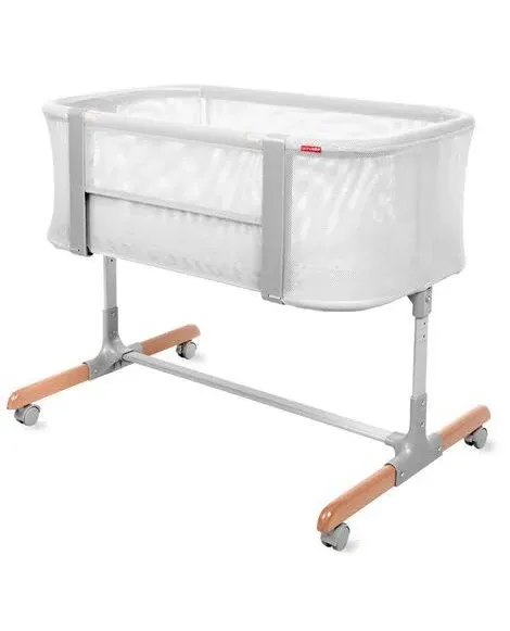 Skip Hop Cozy-Up 2-in-1 Bedside Sleeper and Bassinet