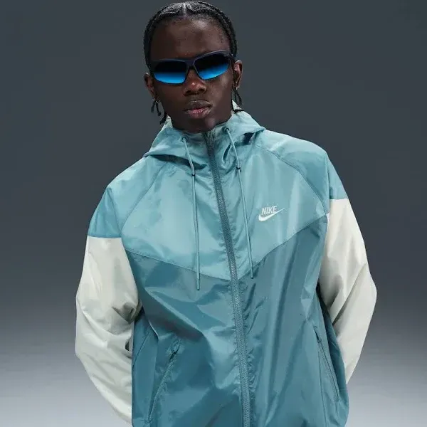 Nike Sportswear Windrunner  Men's Hooded Jacket