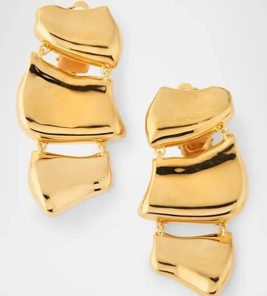 Oscar de la Renta Sculpted Metal Drop Earrings