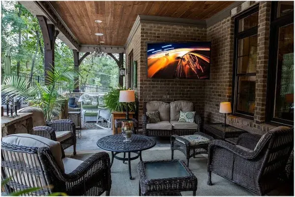 SunBriteTV Veranda Series 43" 4K HDR Outdoor TV