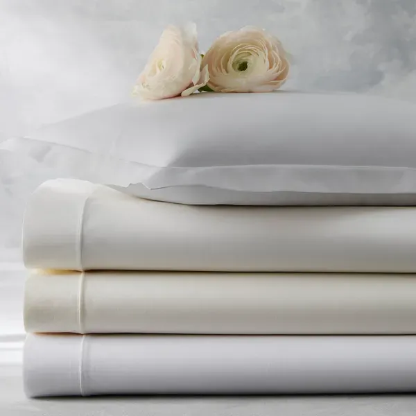 Matouk Luca Satin Stitch Fitted Sheet - Queen