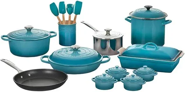 Le Creuset 20-Piece Mixed Material Cookware Set