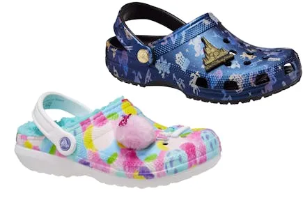 Crocs Adult Classic Lined Holiday Charm Clogs