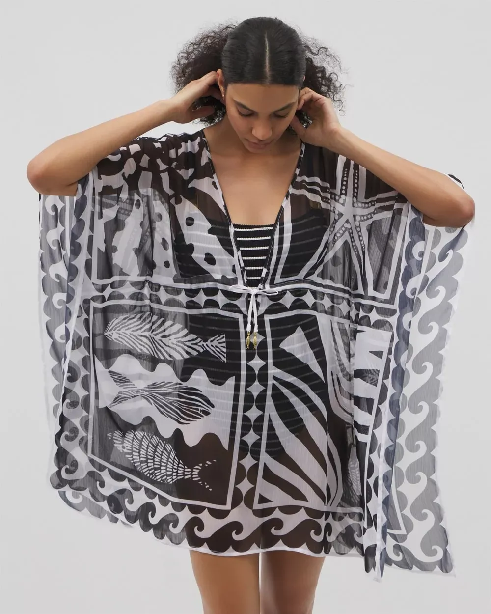 Women's Catch of the Day Caftan in Black size Medium   Soma - Women - Black - Medium