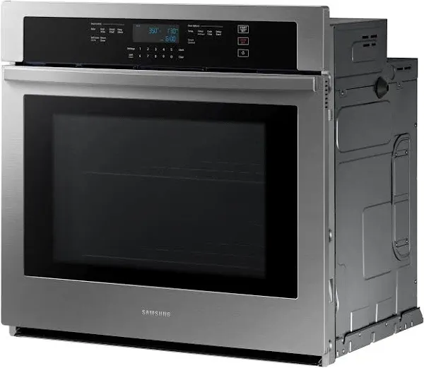 Samsung 30" Smart Single Wall Oven NV51T5511SS