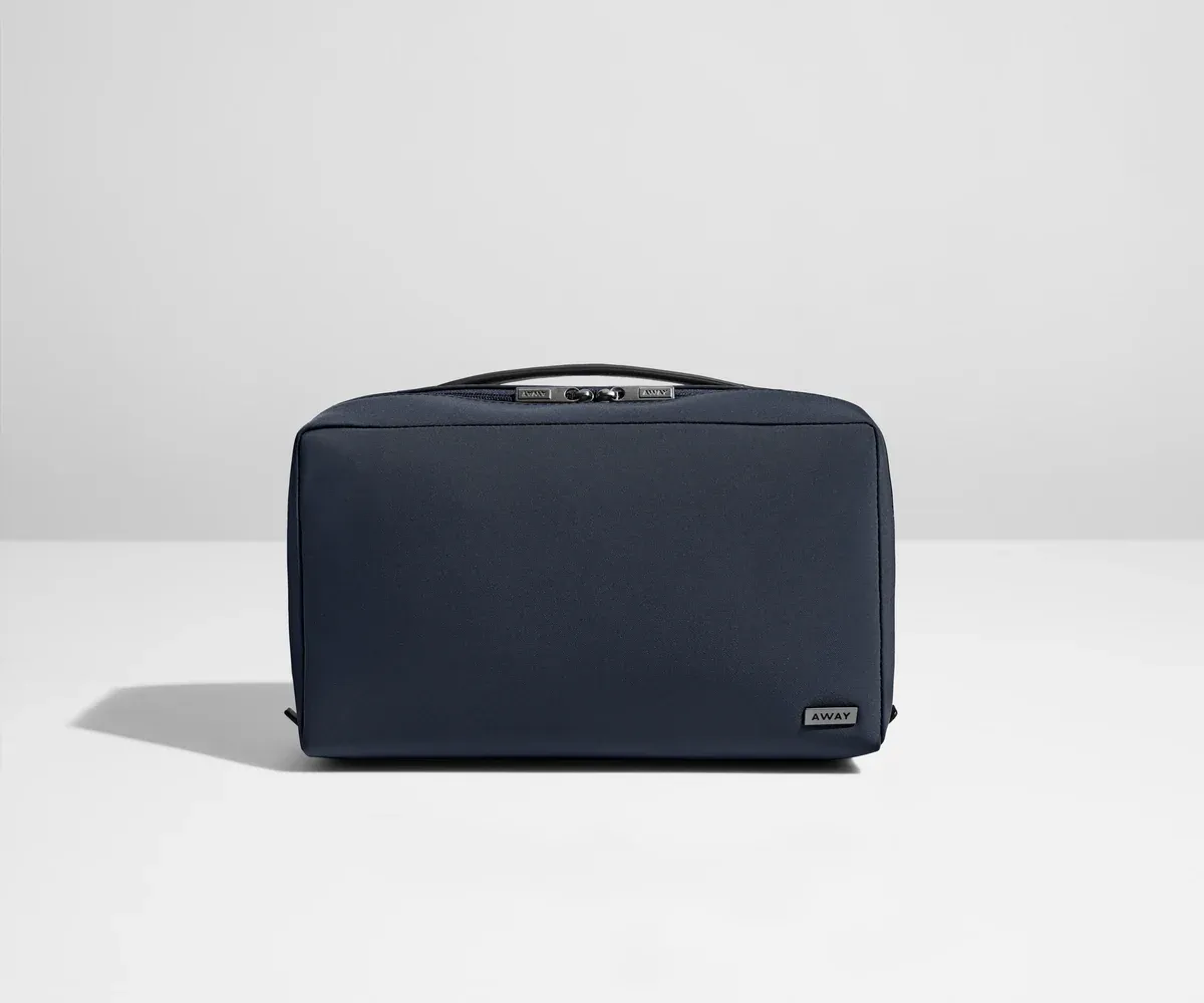 The Large Toiletry Bag