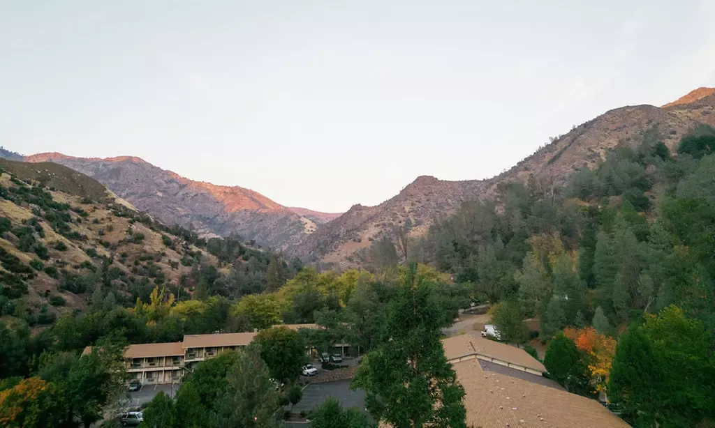 Stay at Yosemite Cedar Lodge Resort in El Portal, California