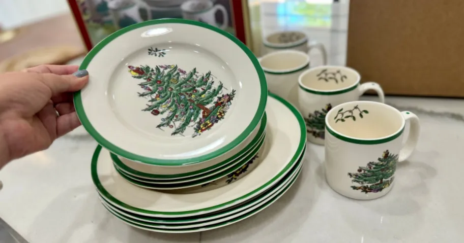 Spode Christmas Tree 12-Piece Set