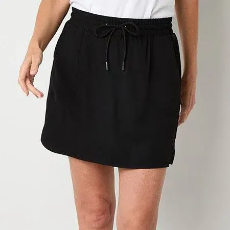 St. John's Bay Women's Mid Rise Skort
