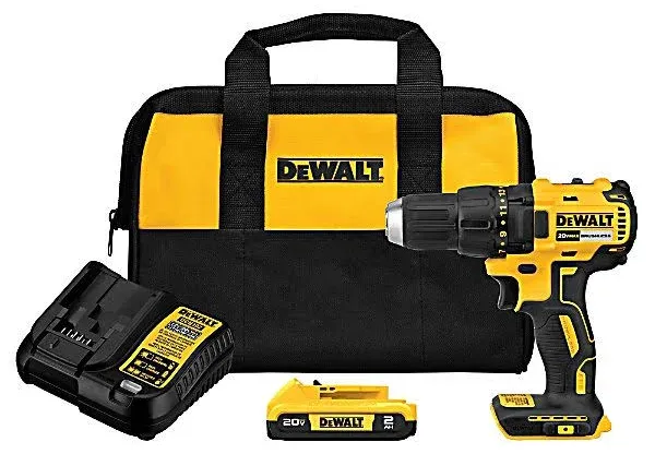 DEWALT 20V MAX* Compact Brushless Drill/Driver Kit DCD777D1