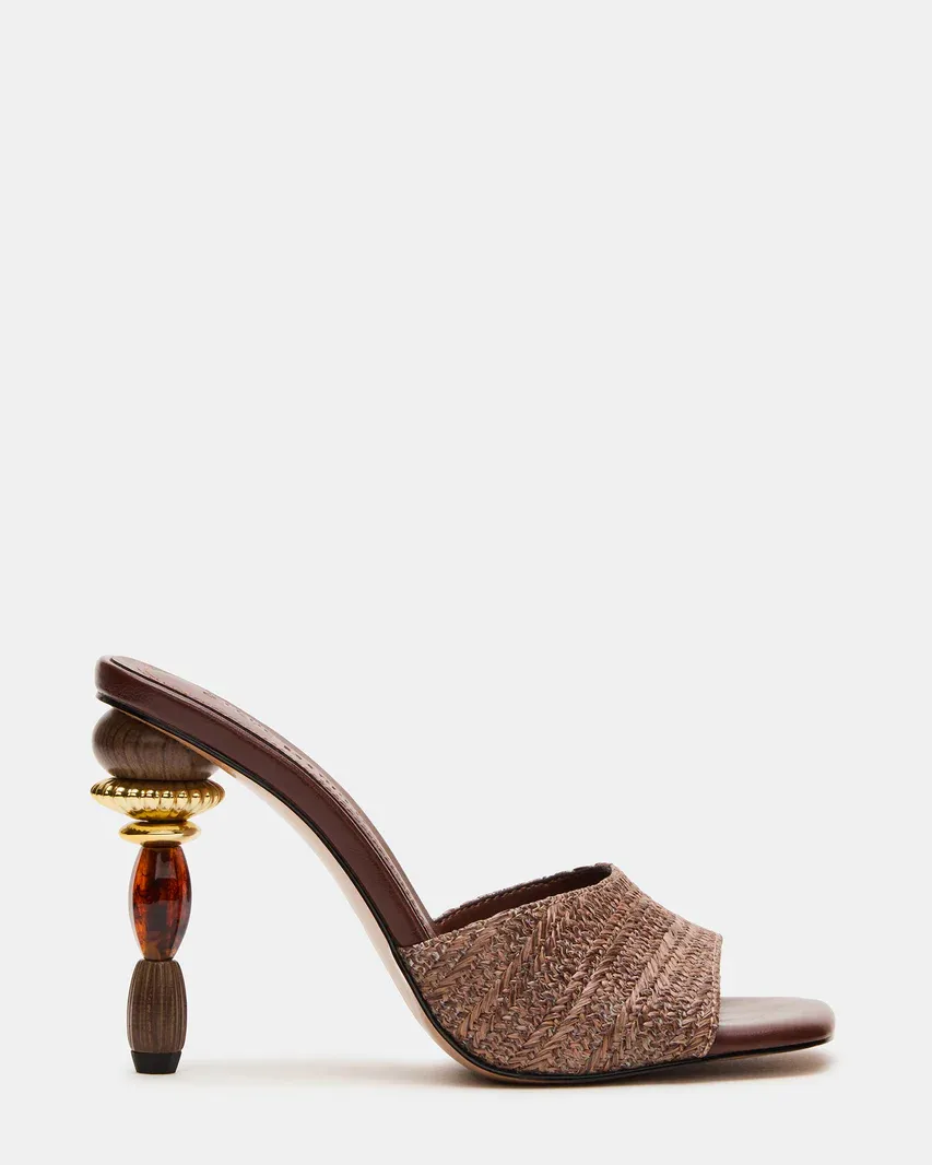 Sia Brown