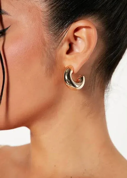 Fashion Nova Women's Walk Around Town Gold Earrings