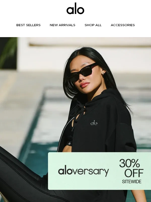 Alo Yoga - 30% OFF. EVERYTHING. GO!