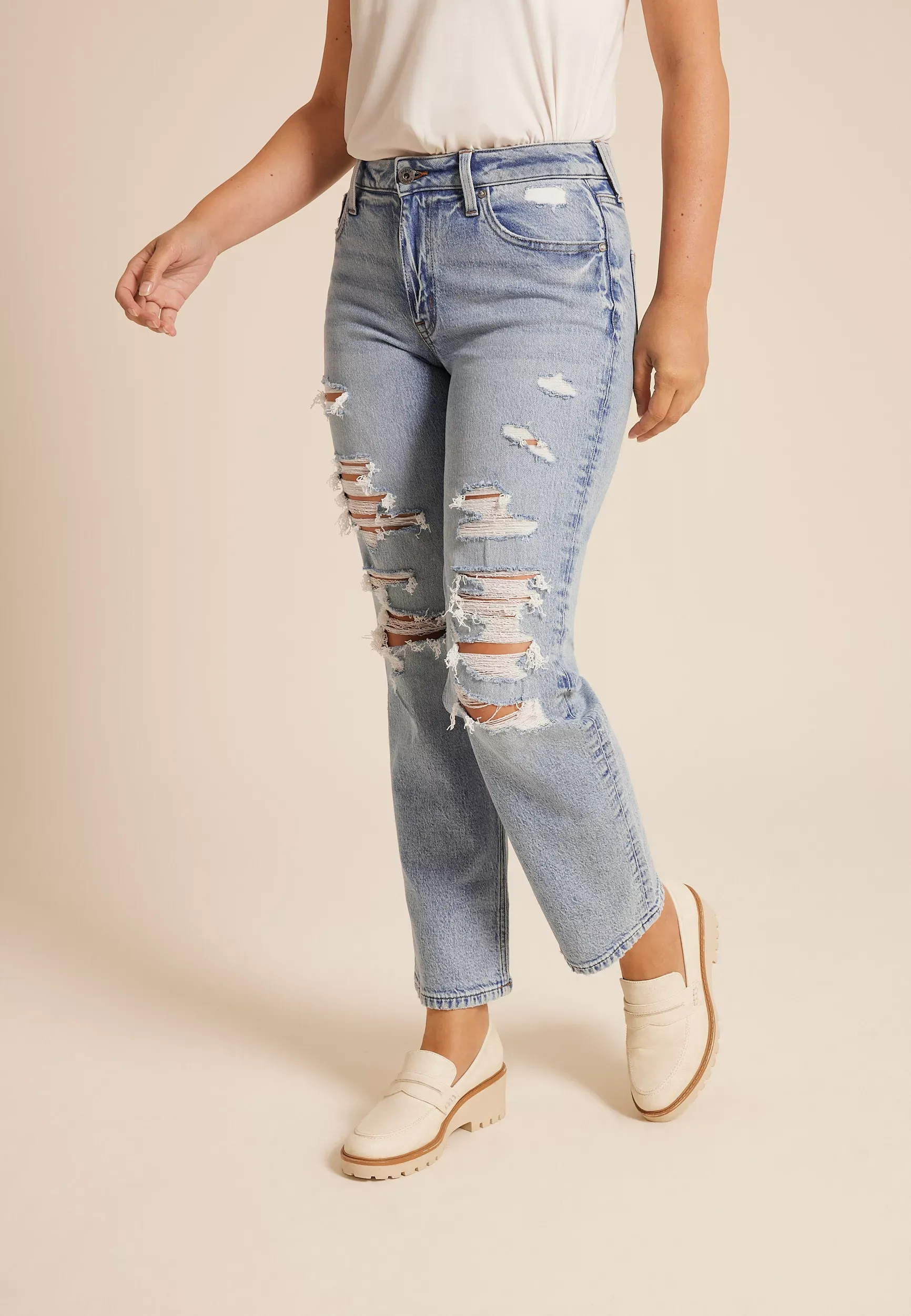 Maurices Women's Edgely™ High Rise Ripped Relaxed Straight Ankle Jeans Blue  - 14