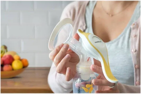 Medela Harmony Manual Breast Pump