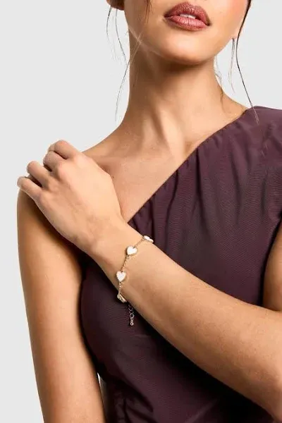 Boohoo Pearl Scattered Heart Bracelet