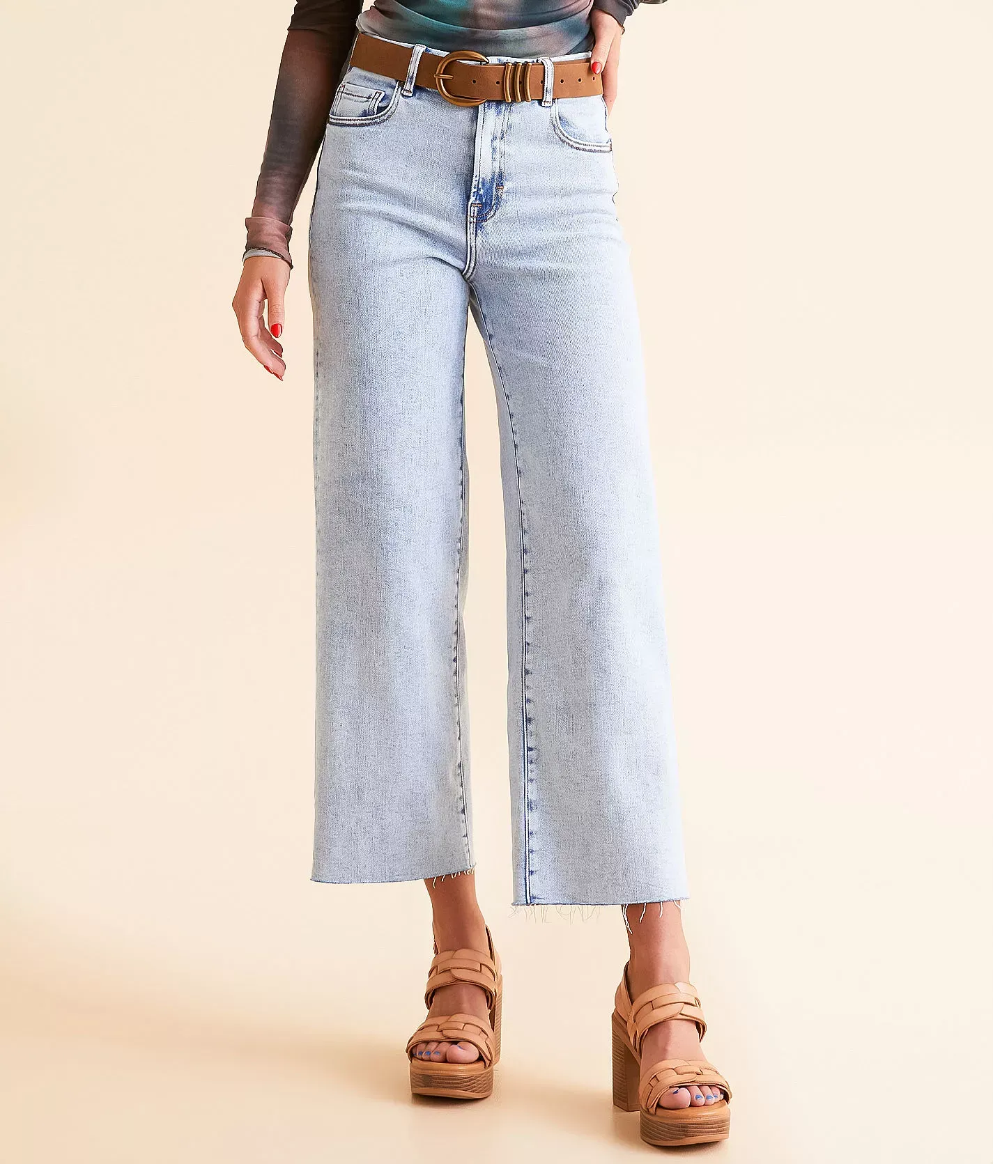HIDDEN Nori Cropped Wide Leg Jean  - female - Size: 31xX-Short