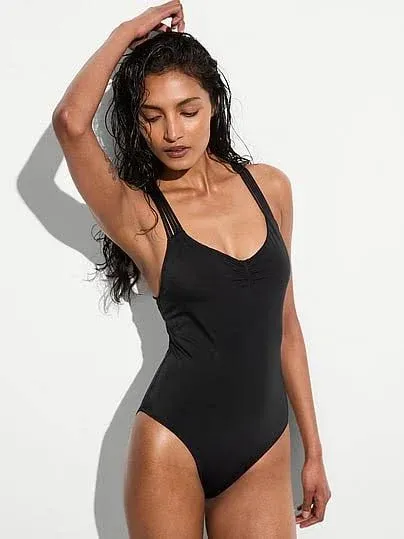 Victoria's Secret Women's Archives Beach Macrame One-Piece Swimsuit