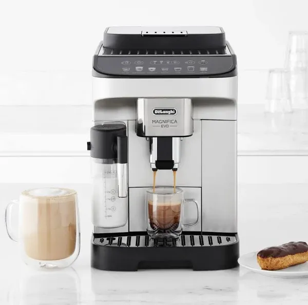 De'Longhi Magnifica Evo Espresso Machine
