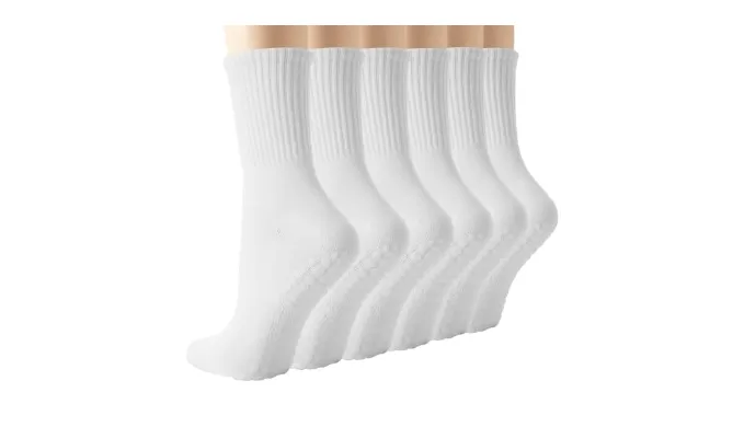BISOUSOX Pilates Socks with Grips for Women, Yoga Grippy Barre Non Slip Crew Ballet Slipper Socks for Hospital Workout