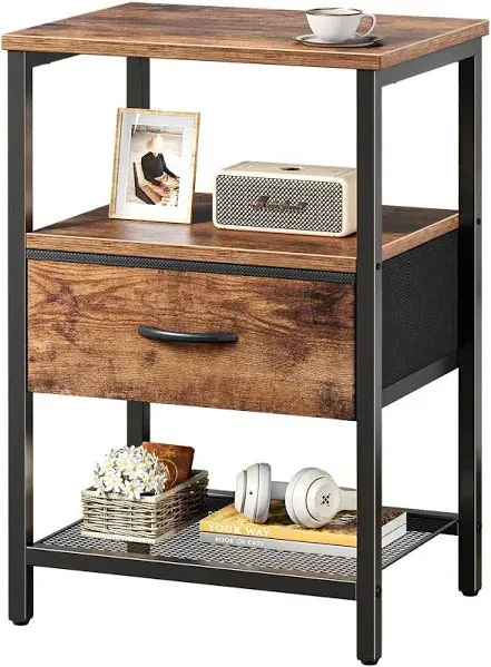 Set of 2 Nightstands w/Drawer