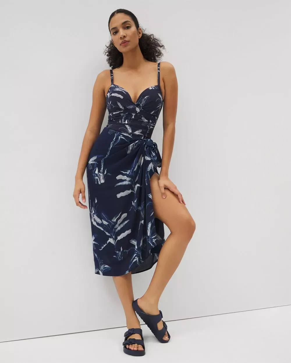 Women's Soma Swim Rayon Crepe Pareo in Black - Women - Tropical Twist Black - One Size
