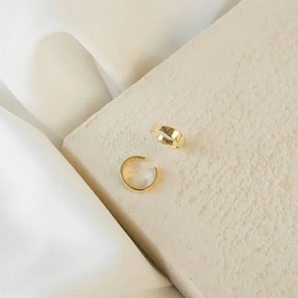 Caitlyn Minimalist Kim 18K Gold Ear Cuffs