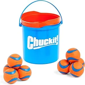 Chuckit! Bucket w/ 8 Ultra Medium Balls