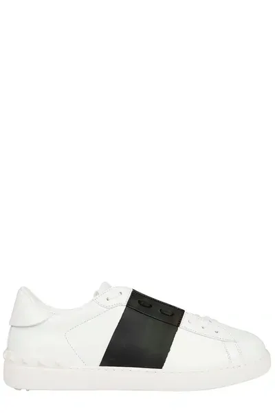 Valentino Garavani Rockstud Untitled Lace-Up Sneakers
