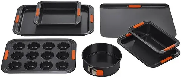 Le Creuset Non-Stick Metal Bakeware 7-Piece Set