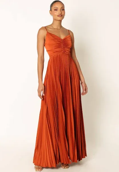Petal & Pup Women's Naira Pleated Maxi Dress