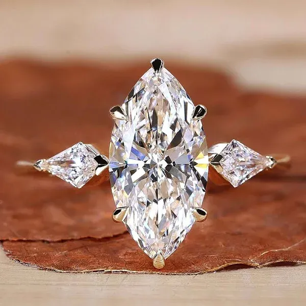 Diamondrensu Three Stone Marquise Engagement Ring
