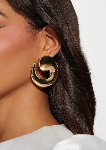 Fashion Nova Women's Swirl Abstract Gold Earrings