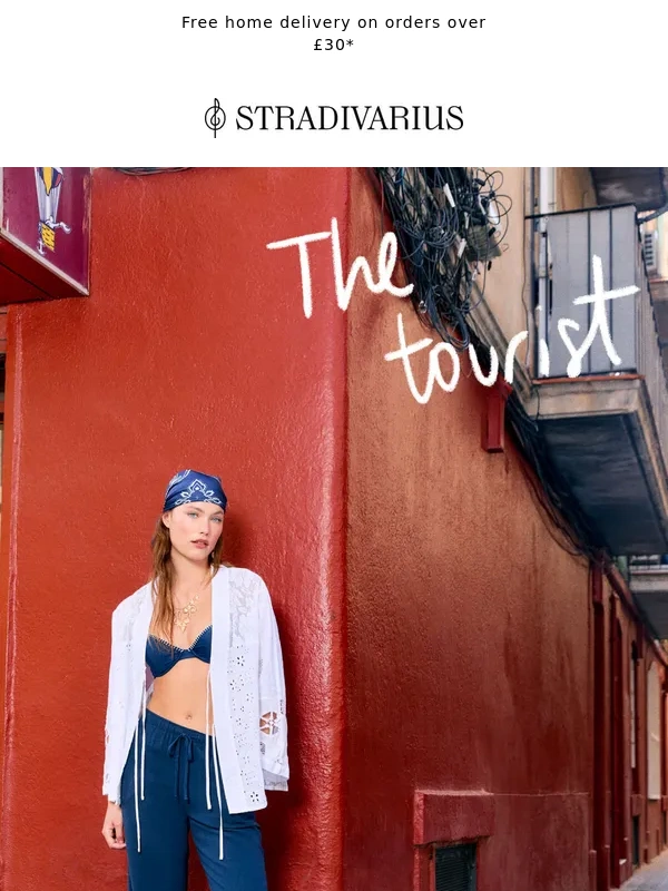 Stradivarius - The Tourist: looks for getting lost in the city ?