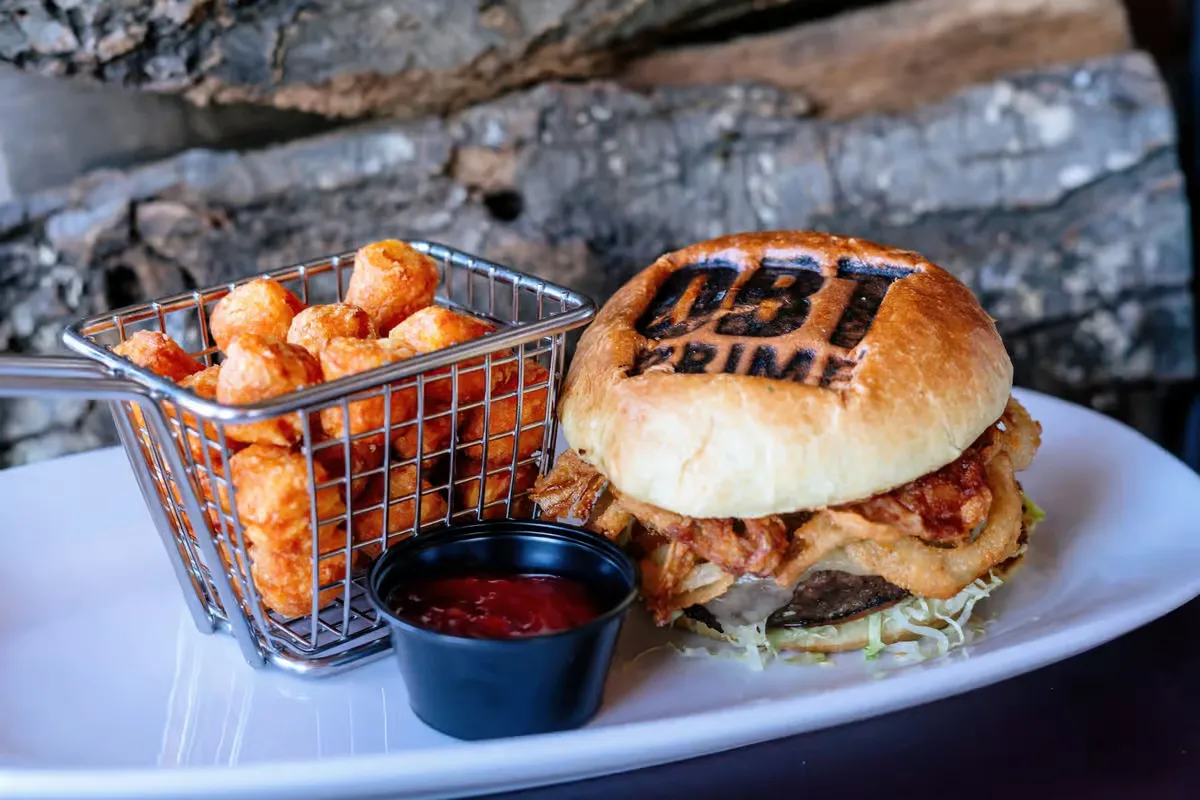 Oak Barrel Tavern