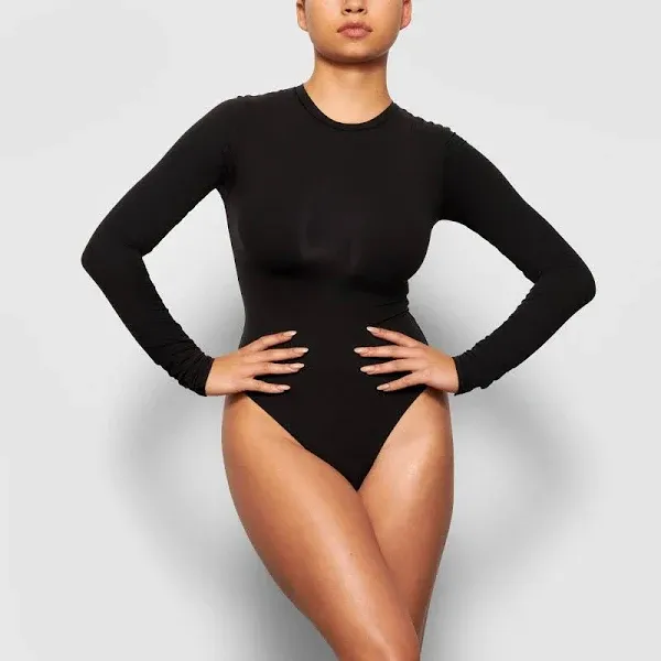 Skims Women's Long Sleeve Crew Neck Bodysuit
