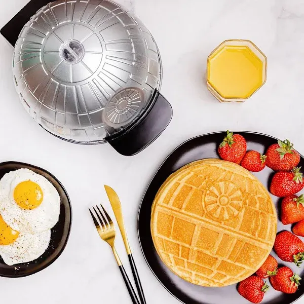Uncanny Brands Star Wars Death Star Waffle Maker