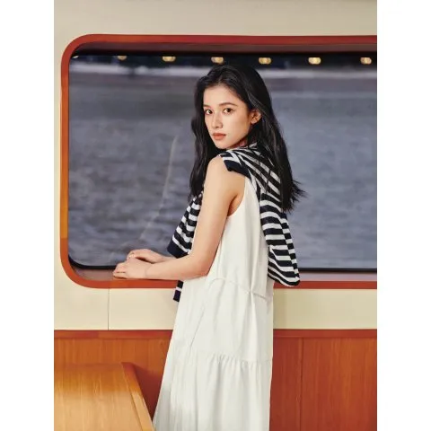 Women's Sleeveless Vacation Dress with Back Cutout