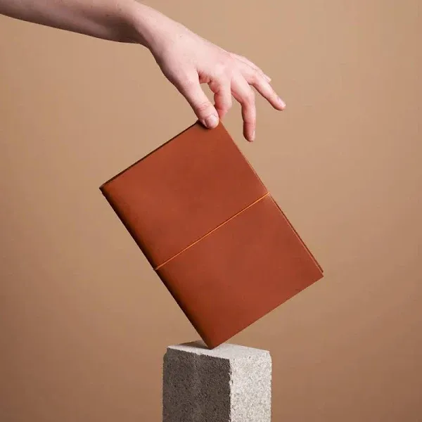 Paper Republic Grand Voyageur
