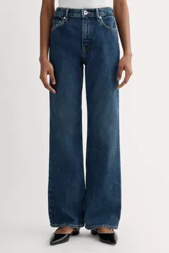 Everlane the 90s Forever Jean
