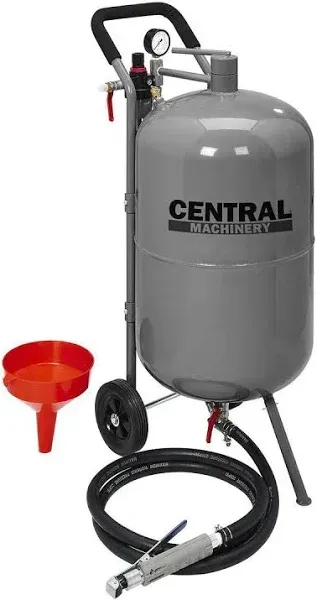 CENTRAL MACHINERY 110 lb. Pressurized Abrasive Blaster